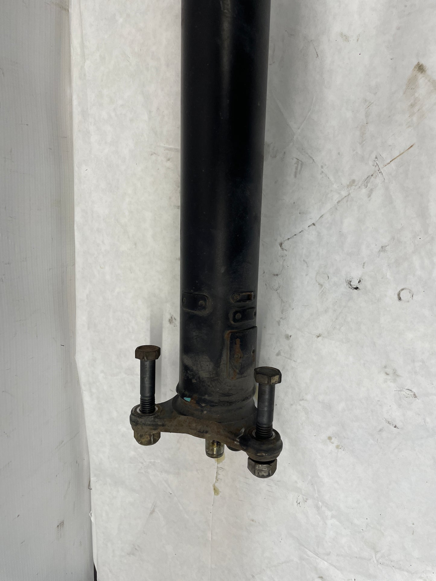 2005 Pontiac GTO Drive Shaft Driveshaft OEM - Day's Parts Yard
