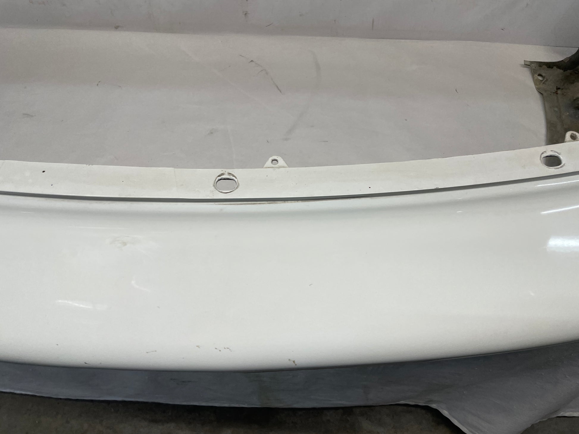 1999 Chevy Camaro Z28 SS Rear Bumper Cover Assembly White OEM - Day's Parts Yard
