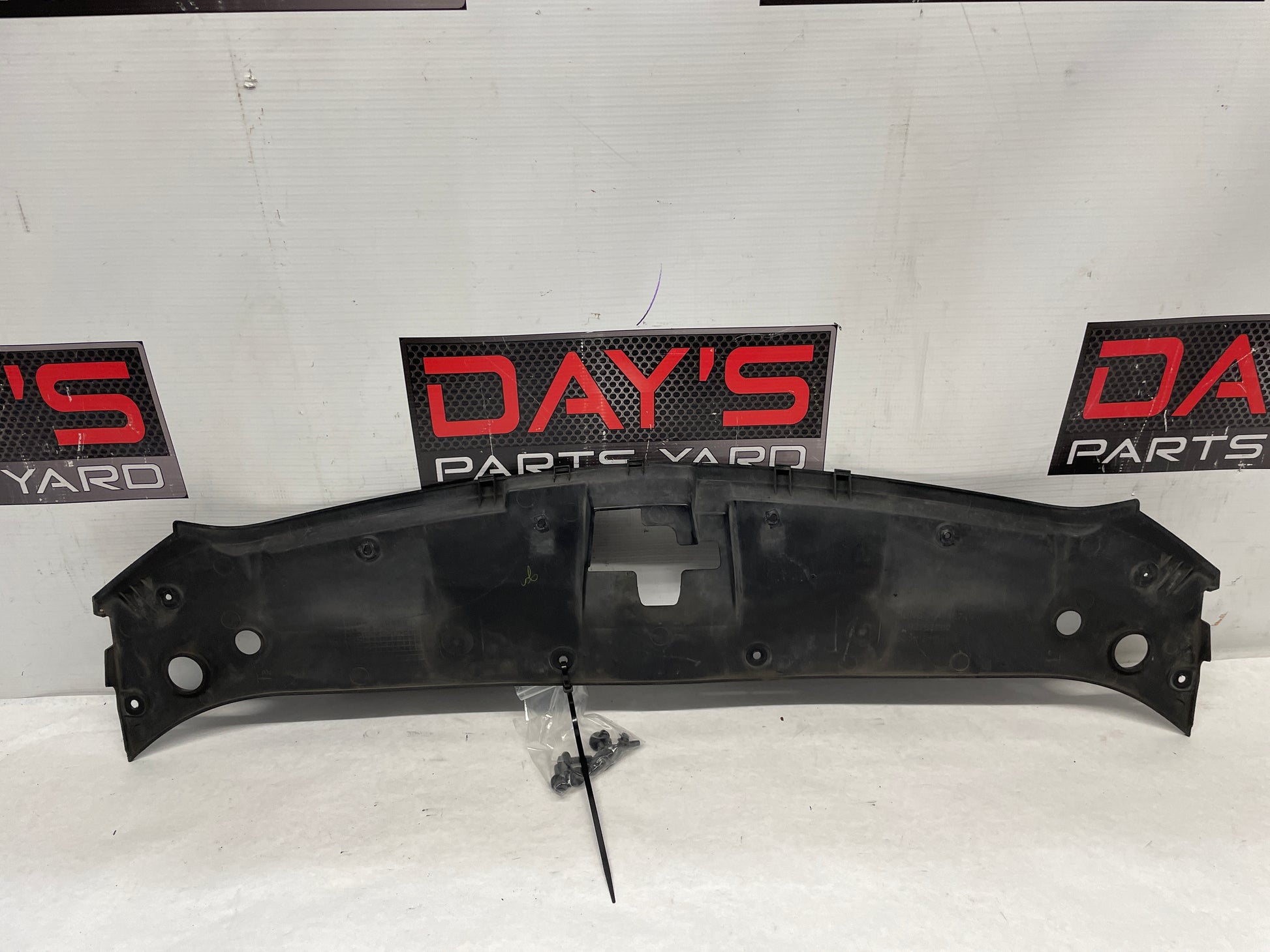 2015 Chevy SS Sedan Radiator Grille Cover Sight Shield OEM - Day's Parts Yard