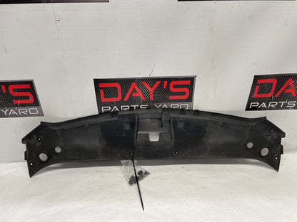 2015 Chevy SS Sedan Radiator Grille Cover Sight Shield OEM - Day's Parts Yard