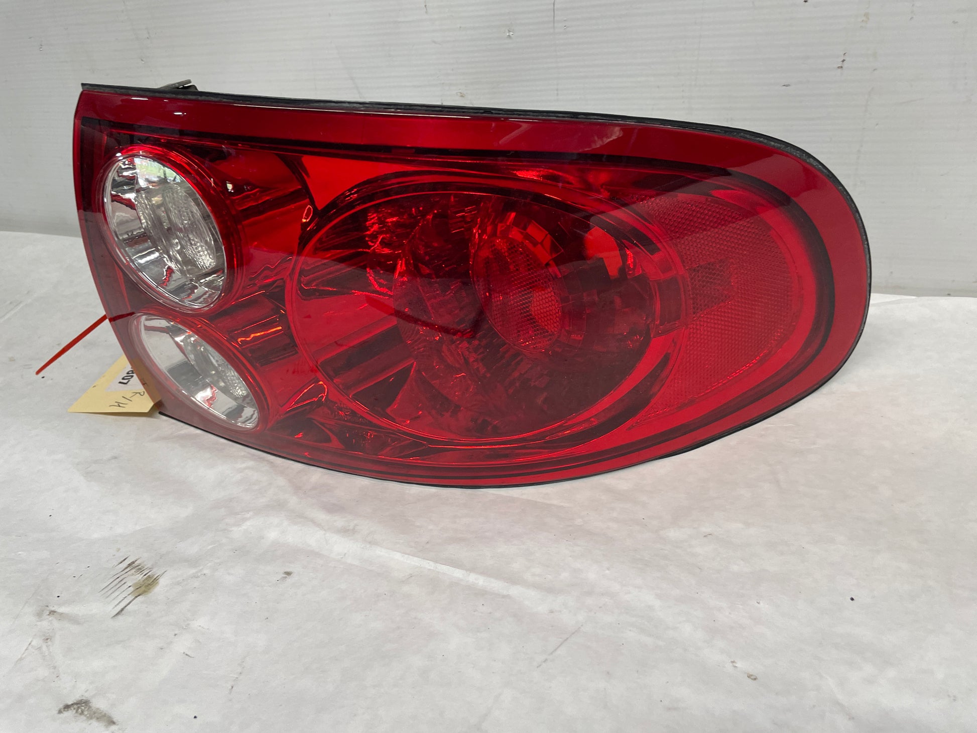 2005 Pontiac GTO RH Passenger Tail Light Taillight Lamp OEM - Day's Parts Yard