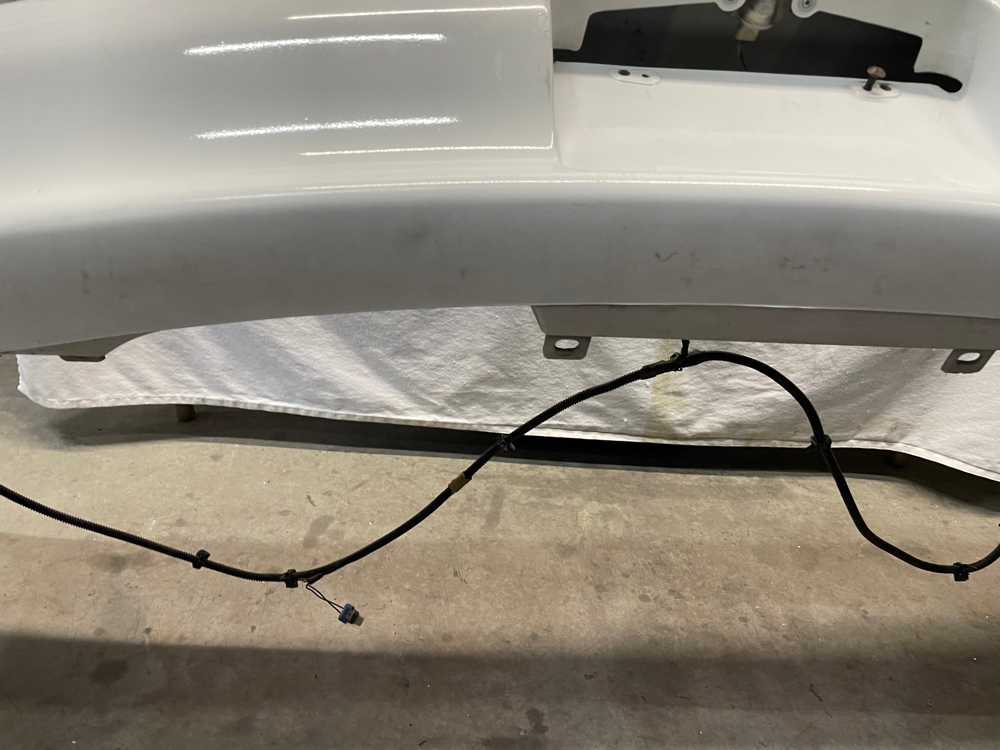 1999 Chevy Camaro Z28 SS Rear Bumper Cover Assembly White OEM - Day's Parts Yard