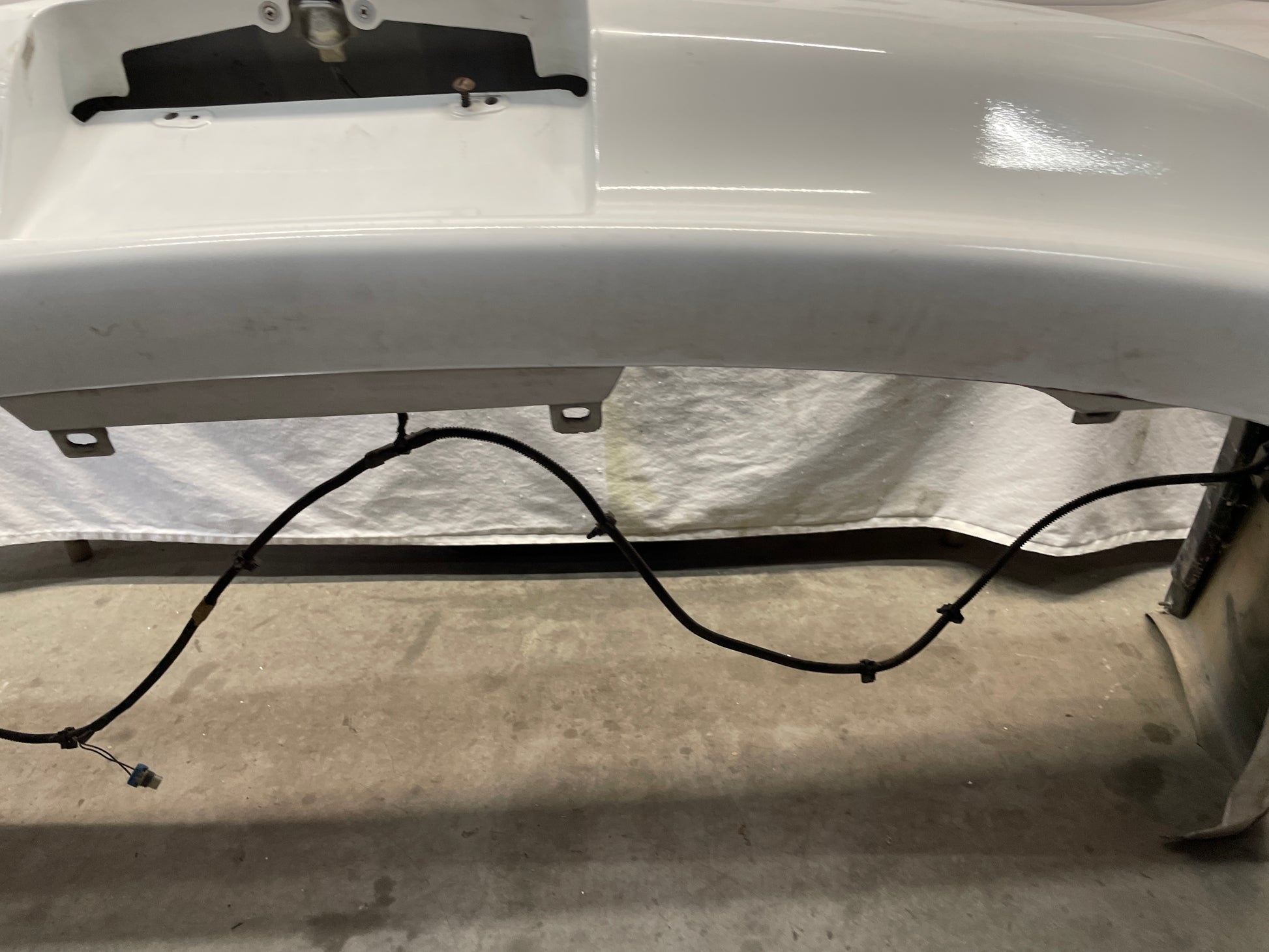 1999 Chevy Camaro Z28 SS Rear Bumper Cover Assembly White OEM - Day's Parts Yard