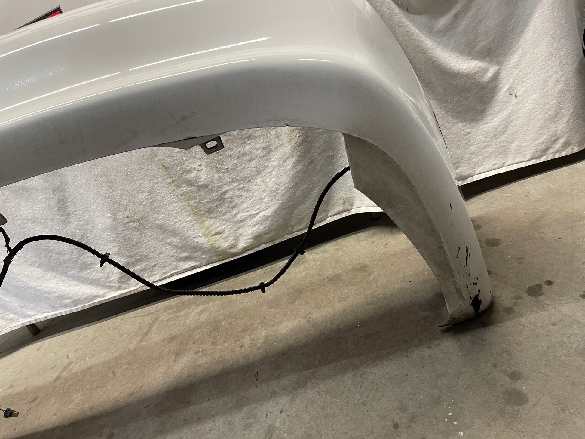 1999 Chevy Camaro Z28 SS Rear Bumper Cover Assembly White OEM - Day's Parts Yard