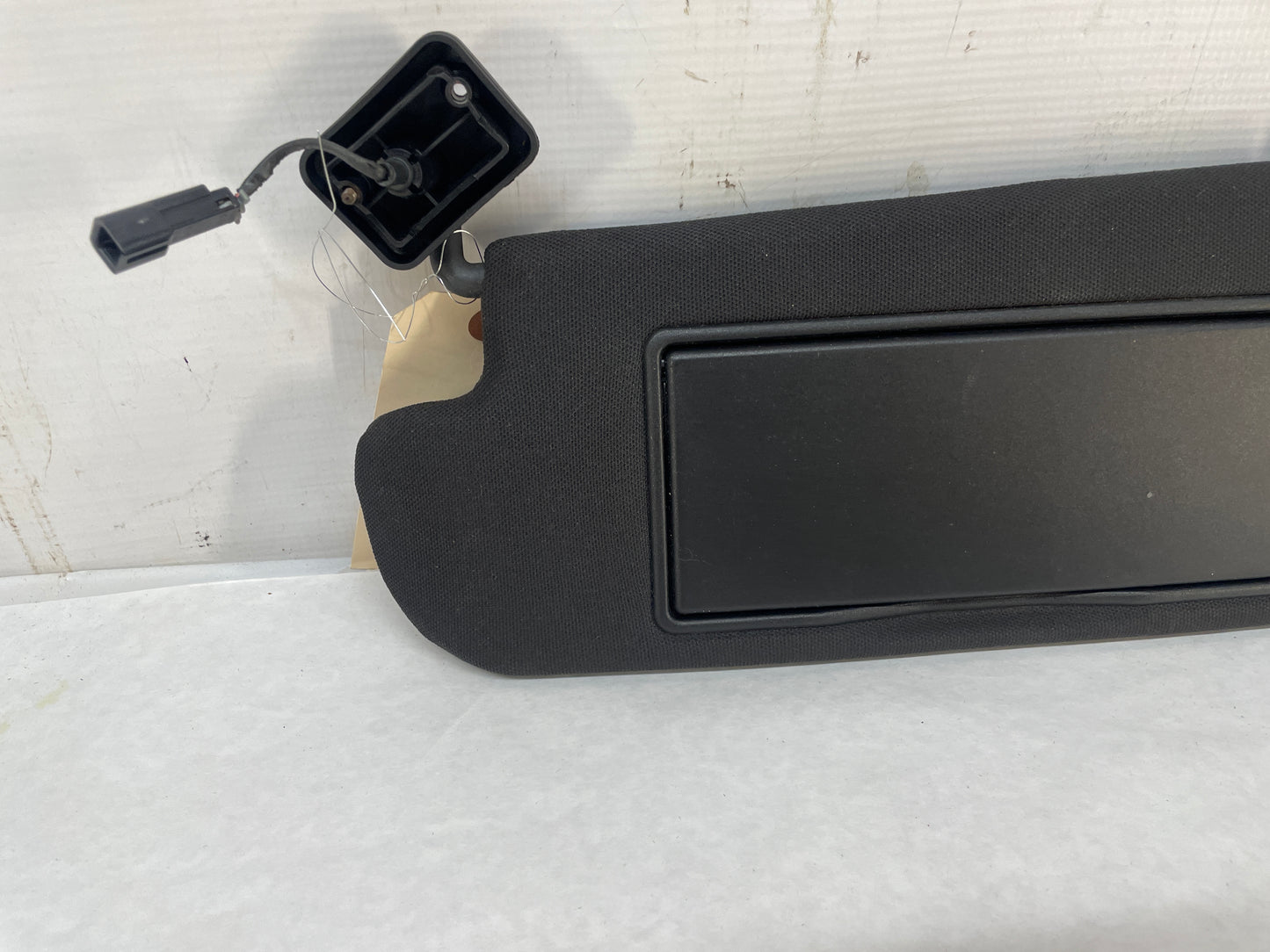 2004 Pontiac GTO RH & LH Sun Visors Sunvisors w/ Clips OEM - Day's Parts Yard