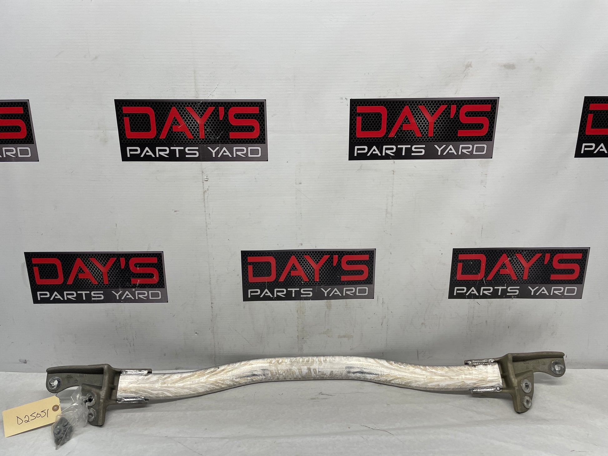 2013 Chevy Camaro ZL1 Front Strut Tower Bracket Brace Bar OEM - Day's Parts Yard