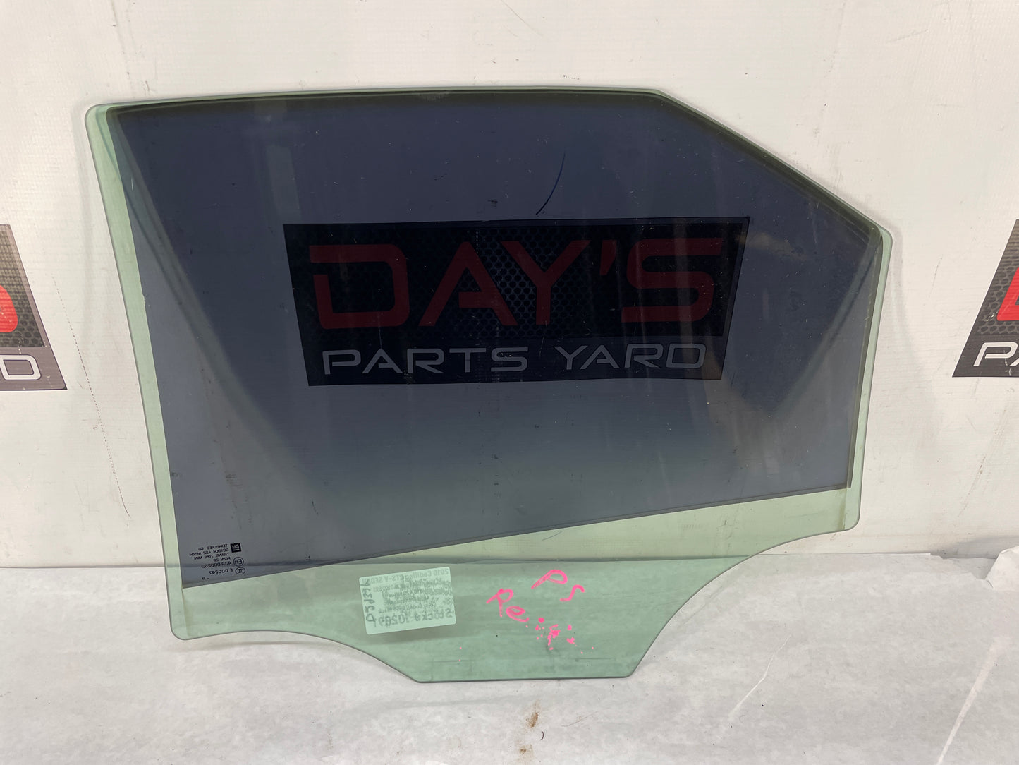 2010 Cadillac CTS-V Sedan RH Passenger Rear Door Window Glass OEM