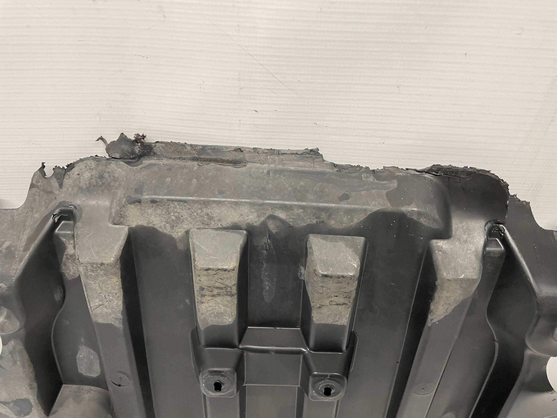 2015 Chevy SS Sedan Front Bumper Lower Apron Air Damn Panel Bumper Extension OEM - Day's Parts Yard