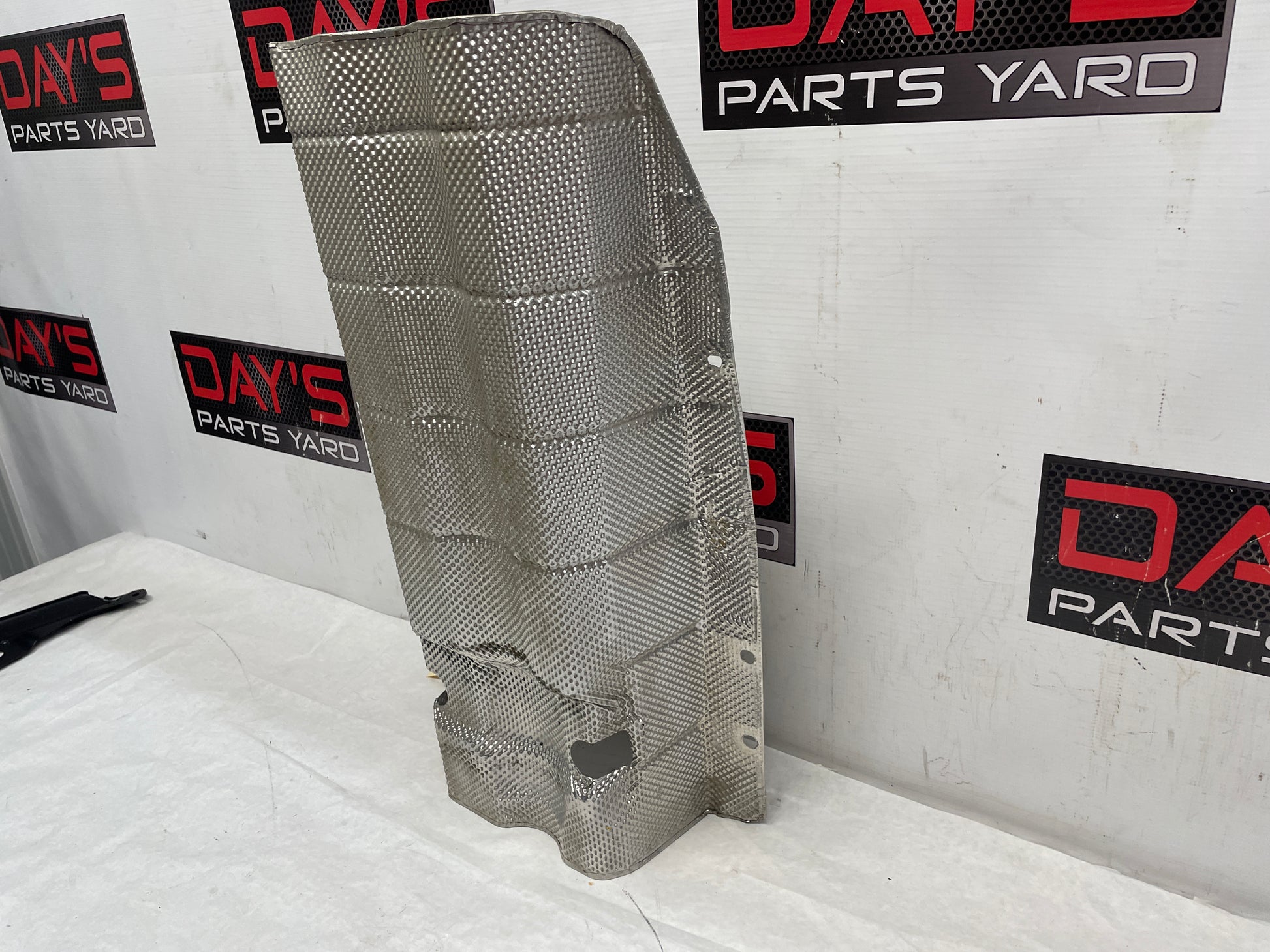 2013 Chevy Camaro ZL1 Transmission Tunnel Exhaust Heat Shield OEM - Day's Parts Yard