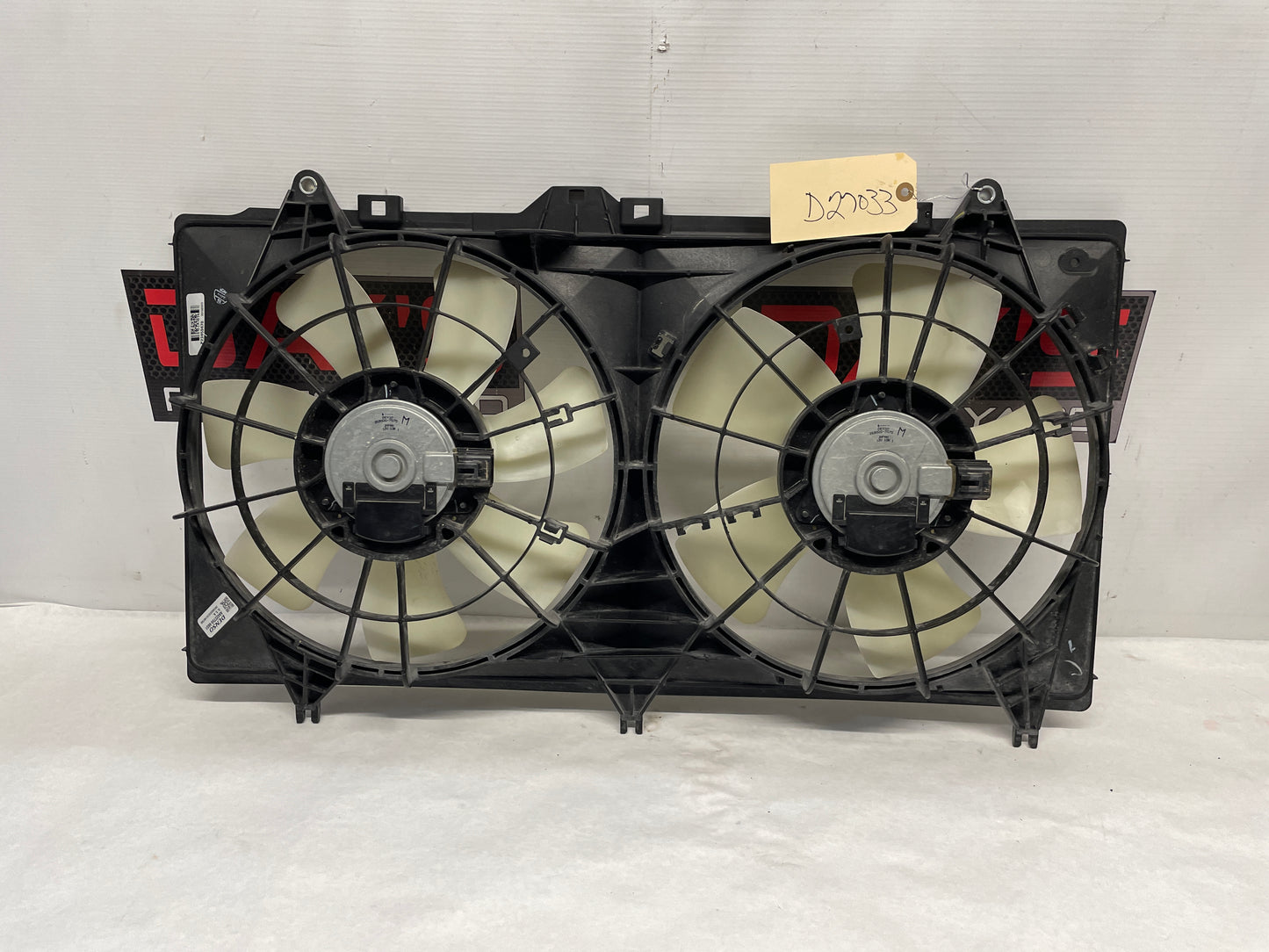 2015 Chevy Camaro SS Radiator Dual Electric Coolant Cooling Fans OEM