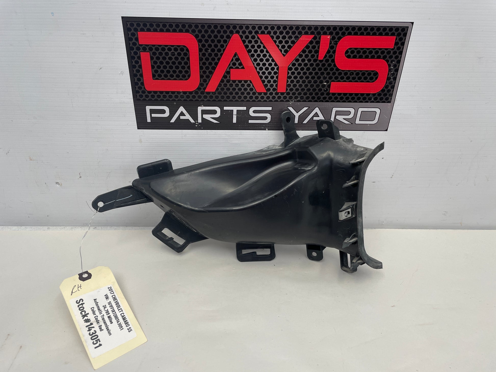 2017 Chevy Camaro SS Front RH Passenger Bumper Fascia Outer Air Duct OEM - Day's Parts Yard