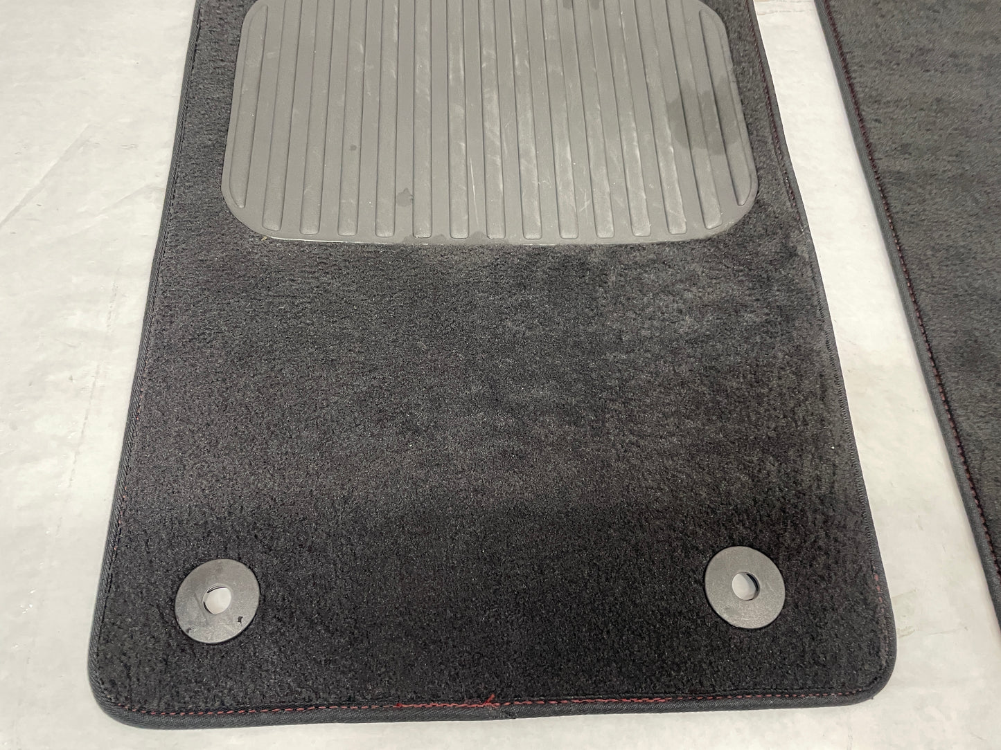 2015 Chevy SS Sedan RH & LH Front Floor Mats OEM - Day's Parts Yard