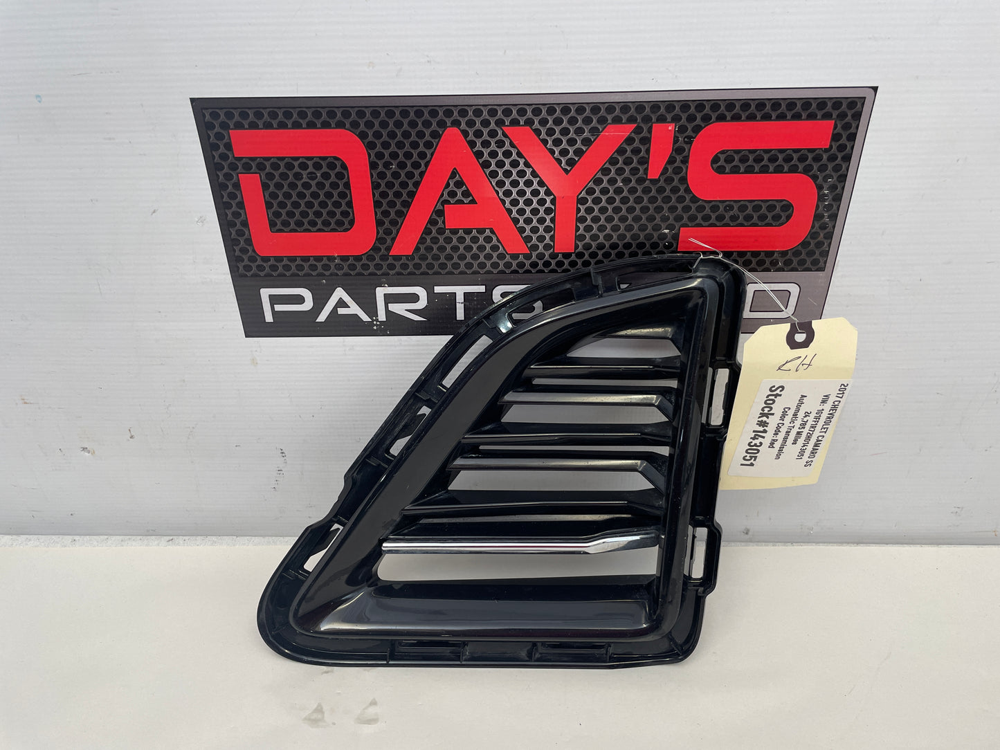 2017 Chevy Camaro SS Front RH Passenger Daylight Running Light Bezel OEM - Day's Parts Yard