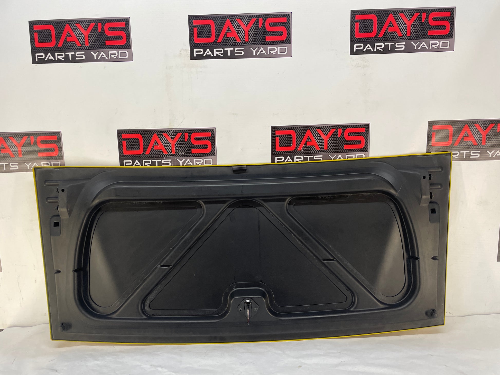2004 Chevy C5 Corvette Z06 Trunk Deck Lid Yellow OEM - Day's Parts Yard