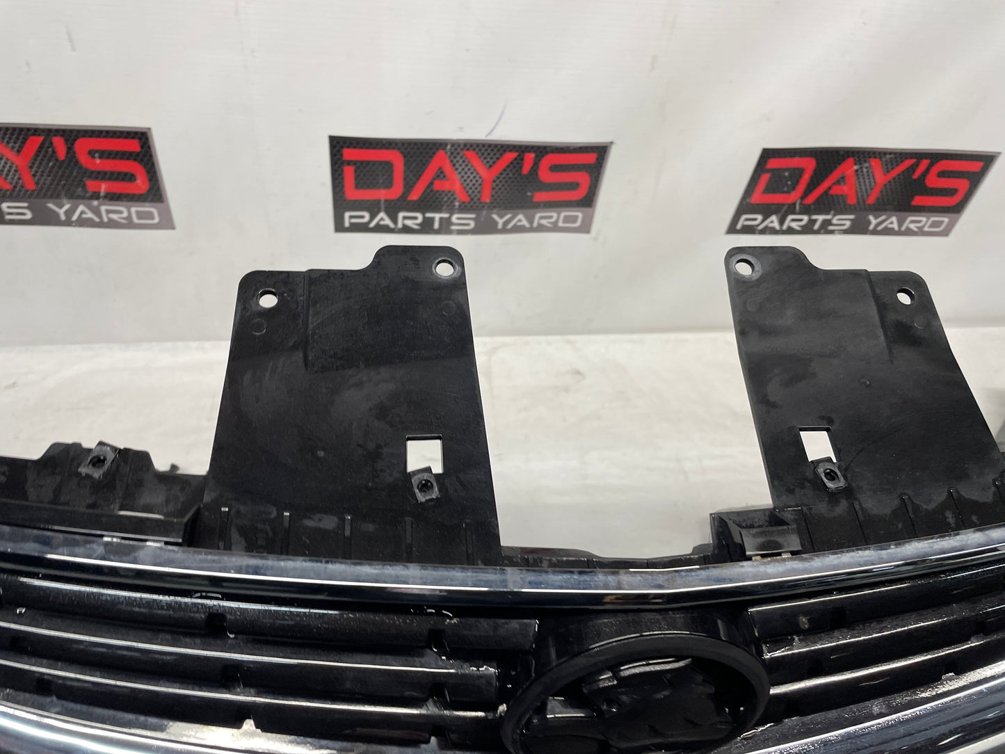 2015 Chevy SS Sedan Complete Front Bumper Cover Fascia OEM DAMAGED