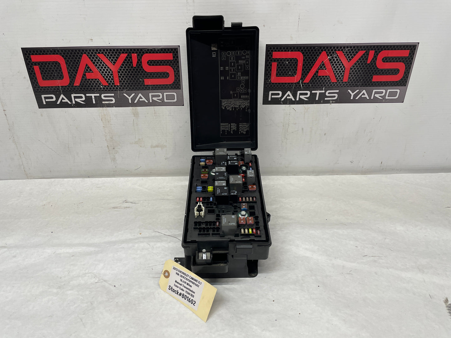 2013 Chevy Camaro ZL1 Fuse Relay Box OEM - Day's Parts Yard
