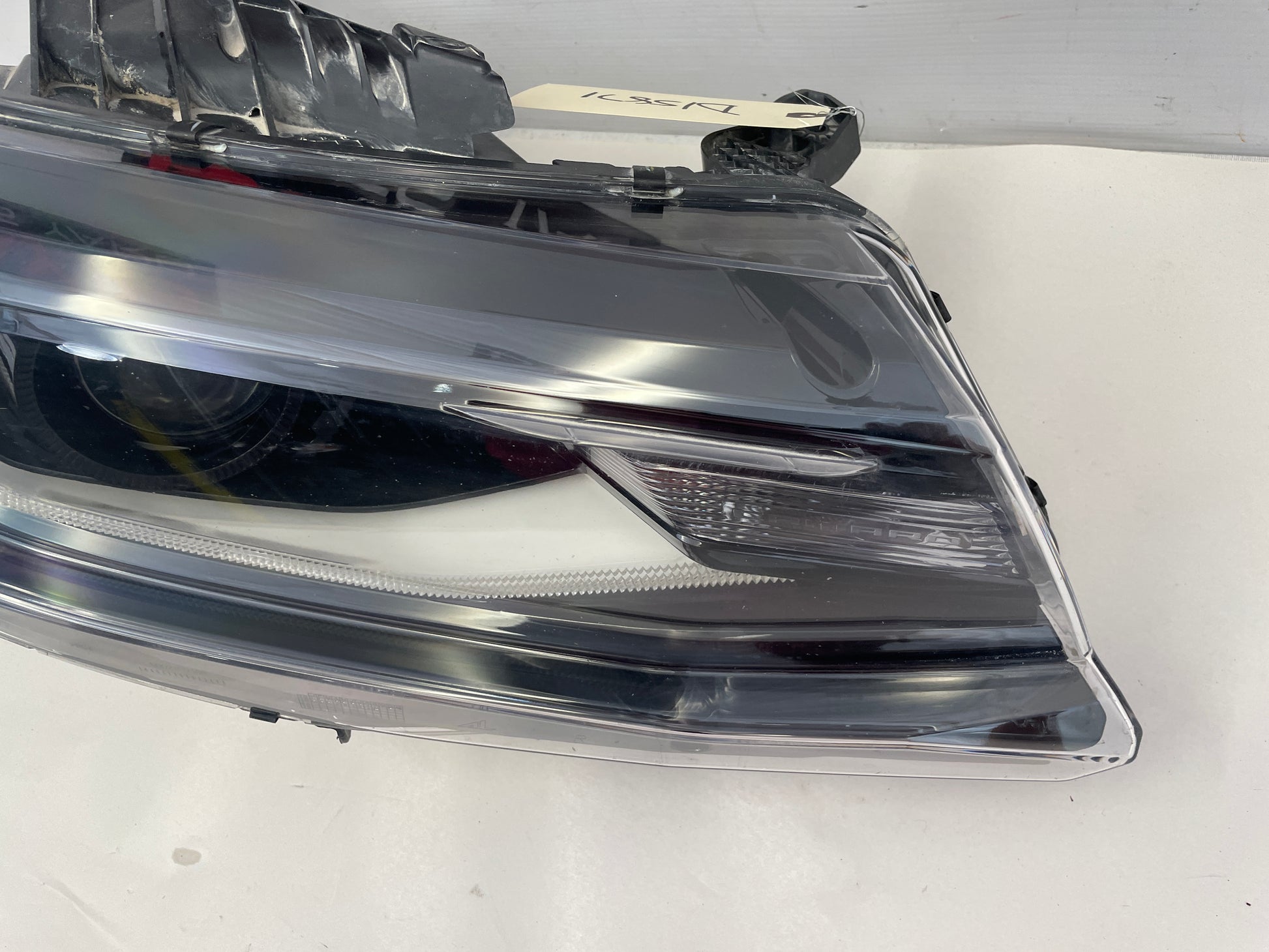 2017 Chevy Camaro SS RH Passenger Head Light Headlight Lamp OEM - Day's Parts Yard