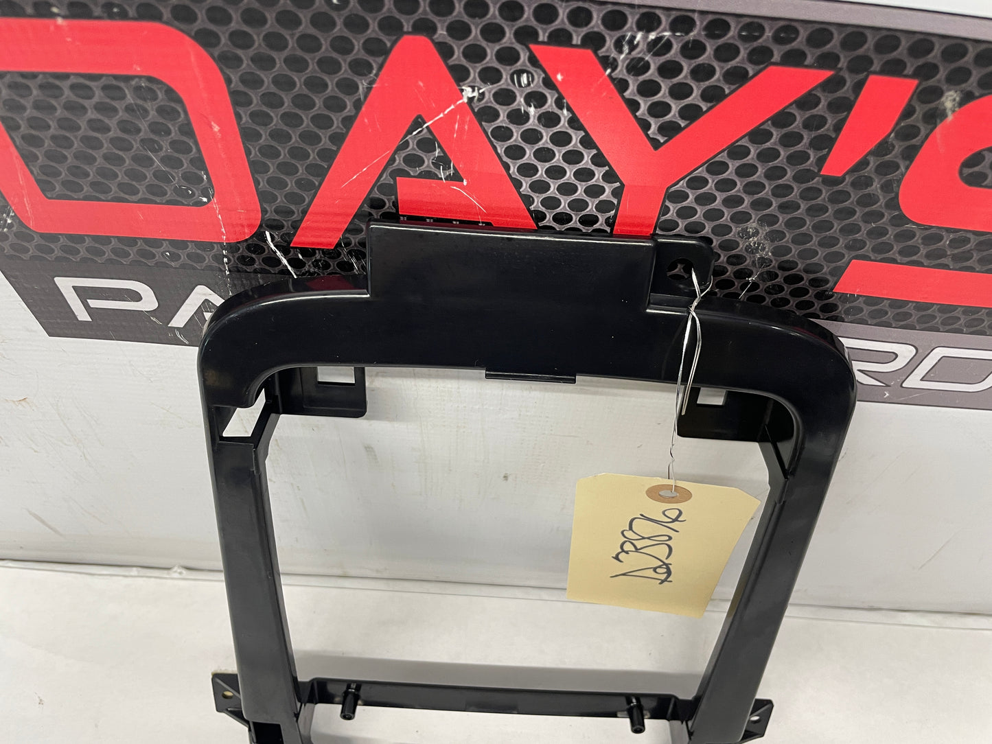 2008 Pontiac G8 GT Over Head Console Dome Light Frame Bracket Brace Bezel OEM