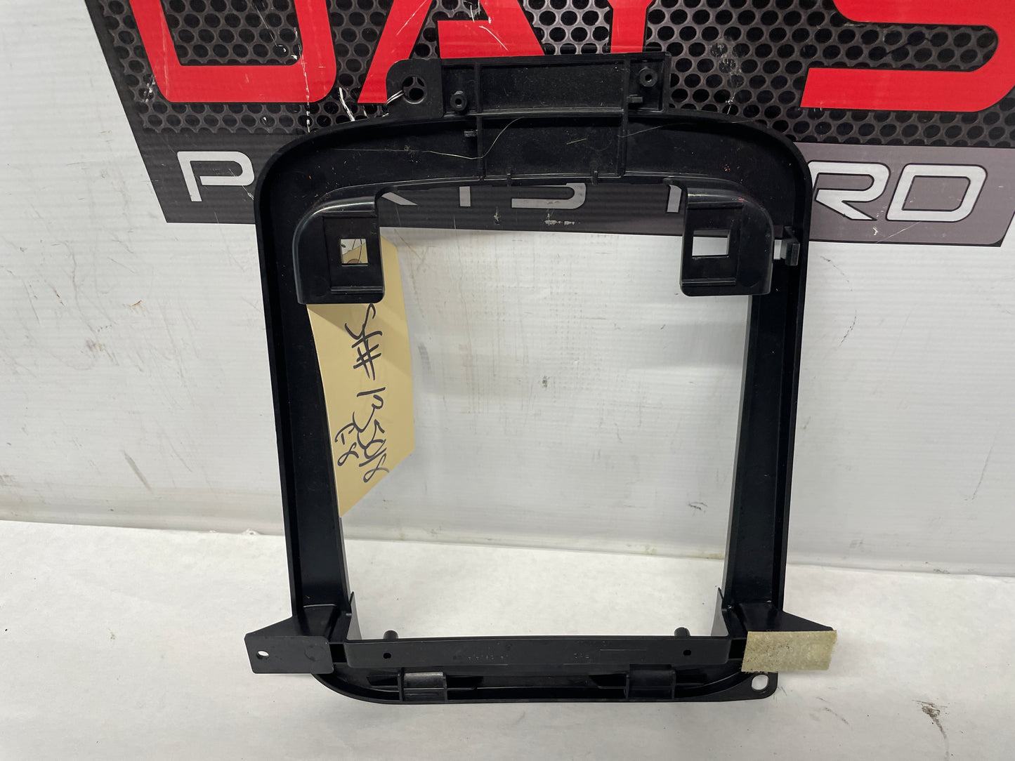 2008 Pontiac G8 GT Over Head Console Dome Light Frame Bracket Brace Bezel OEM
