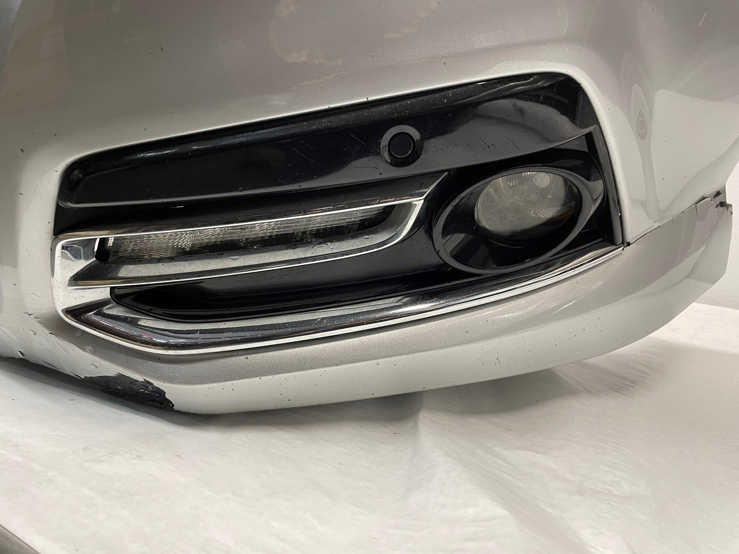 2015 Chevy SS Sedan Complete Front Bumper Cover Fascia OEM DAMAGED