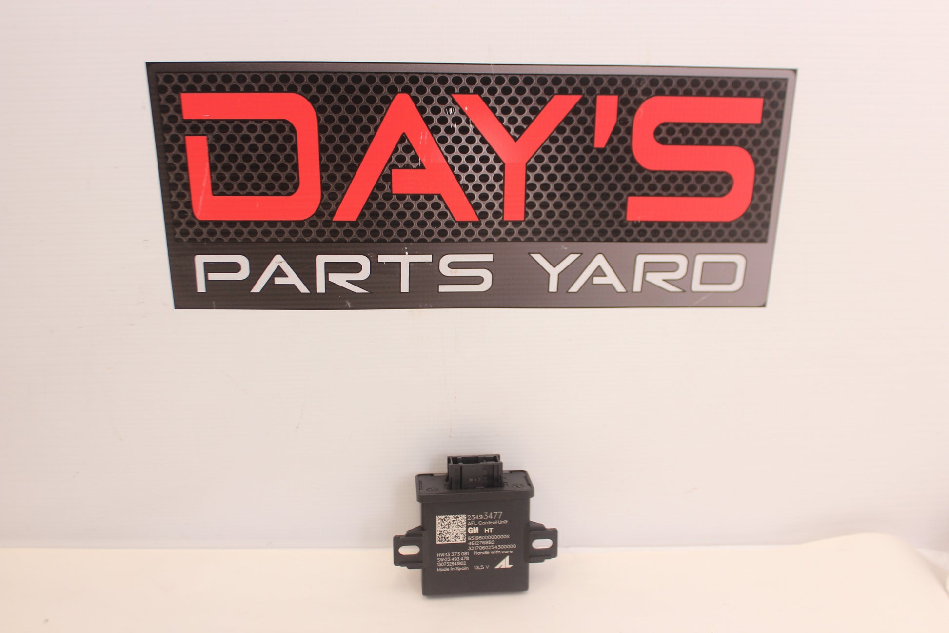 2018 Cadillac CTS-V Head Light Headlight Control Module OEM - Day's Parts Yard