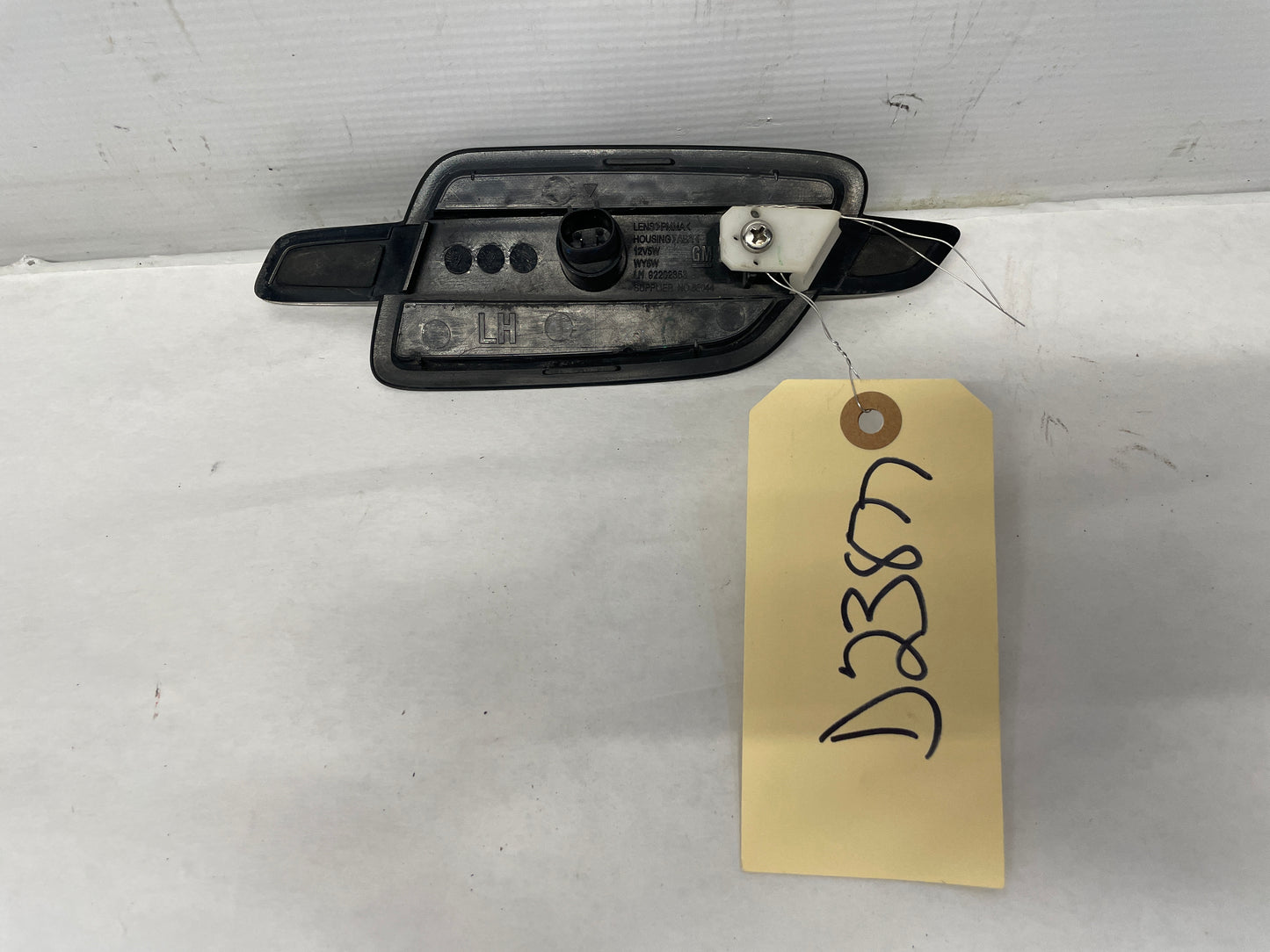 2008 Pontiac G8 GT LH Driver Fender Marker Repeater Lamp Light Grill OEM