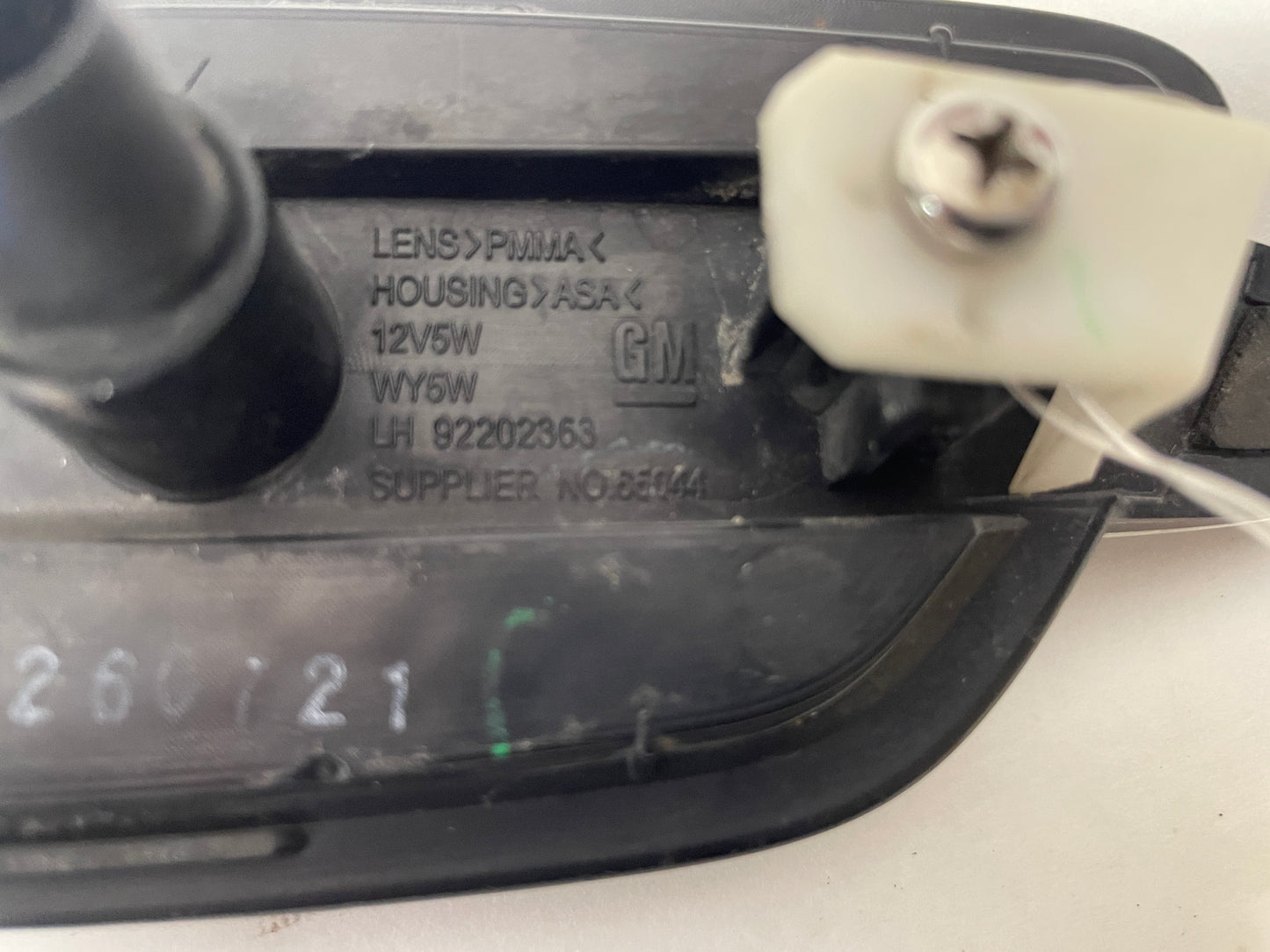 2008 Pontiac G8 GT LH Driver Fender Marker Repeater Lamp Light Grill OEM