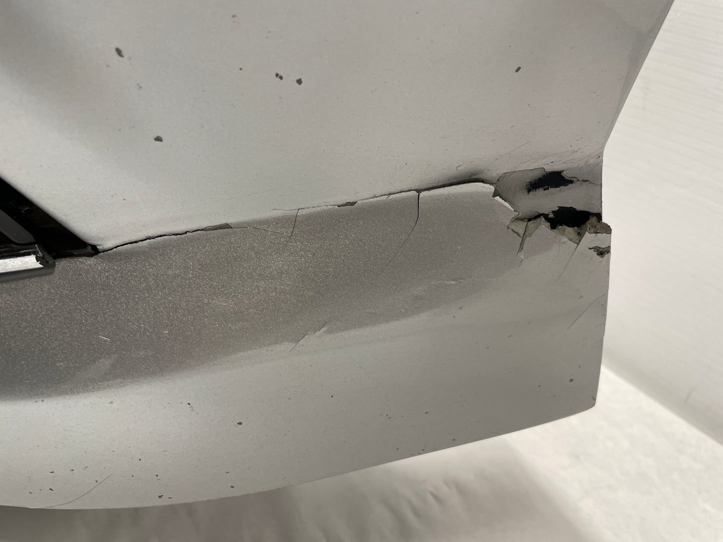 2015 Chevy SS Sedan Complete Front Bumper Cover Fascia OEM DAMAGED