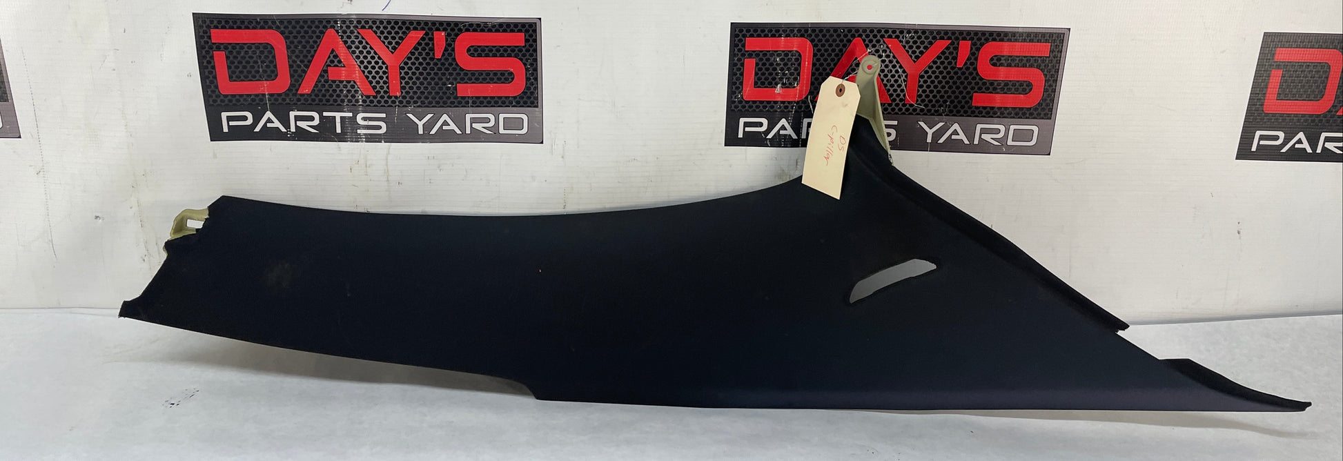 2005 Pontiac GTO LH Driver Rear Interior Quarter C Pillar Seat Belt Cover Trim Panel OEM - Day's Parts Yard
