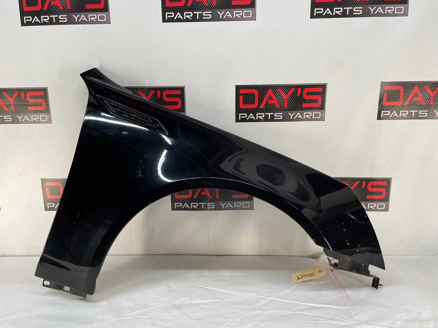 2010 Cadillac CTS-V Sedan RH Passenger Front Fender Black OEM