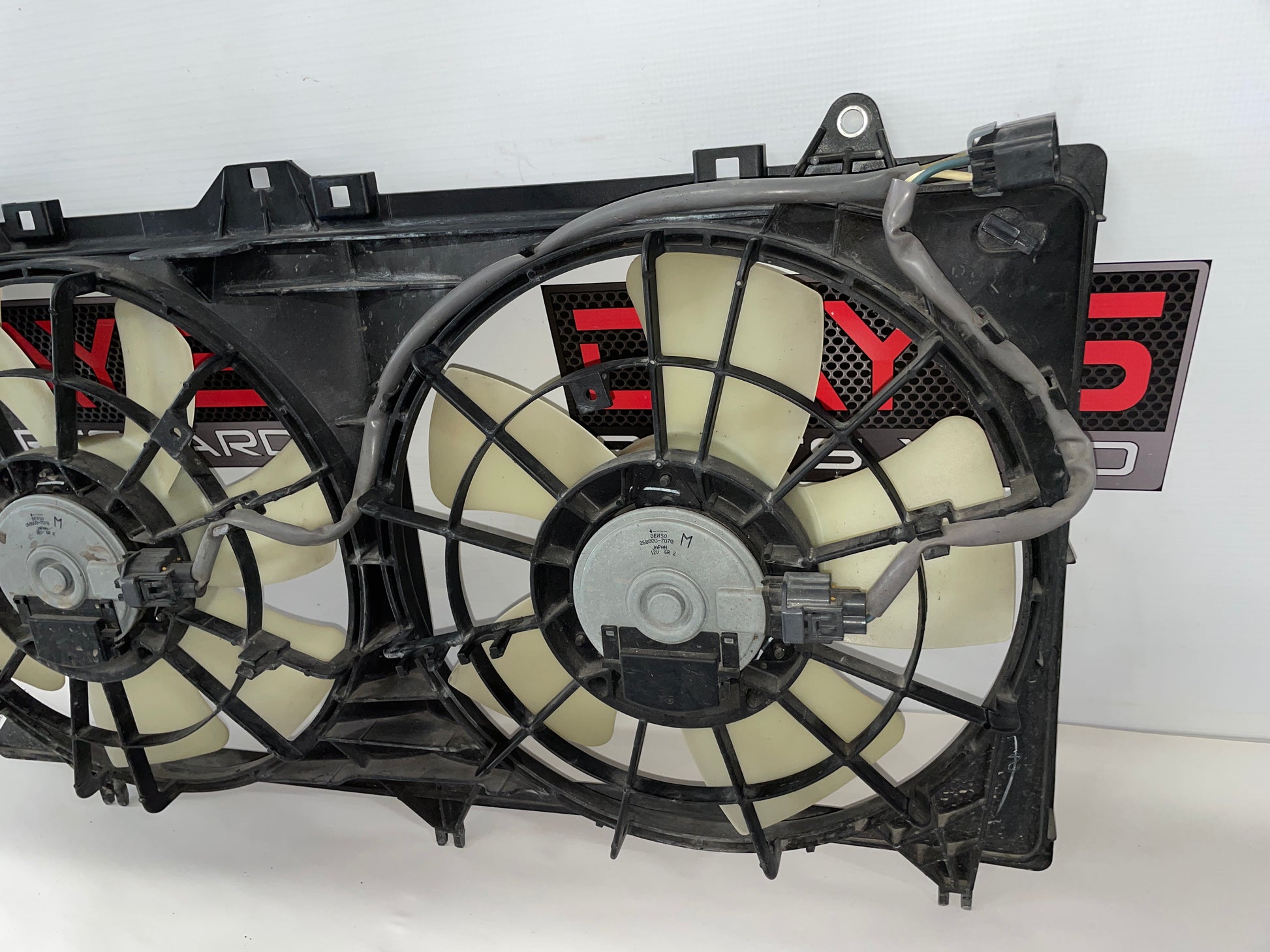 2014 Chevy Camaro SS Radiator Dual Electric Coolant Cooling Fans OEM - Day's Parts Yard