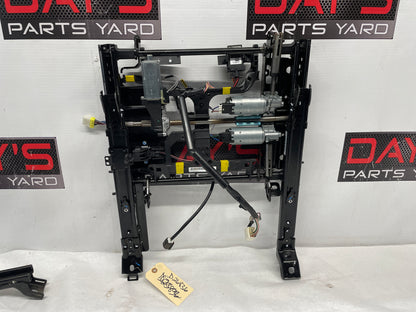 2009 Pontiac G8 GT RH Passenger Front Bottom Seat Rail OEM - Day's Parts Yard