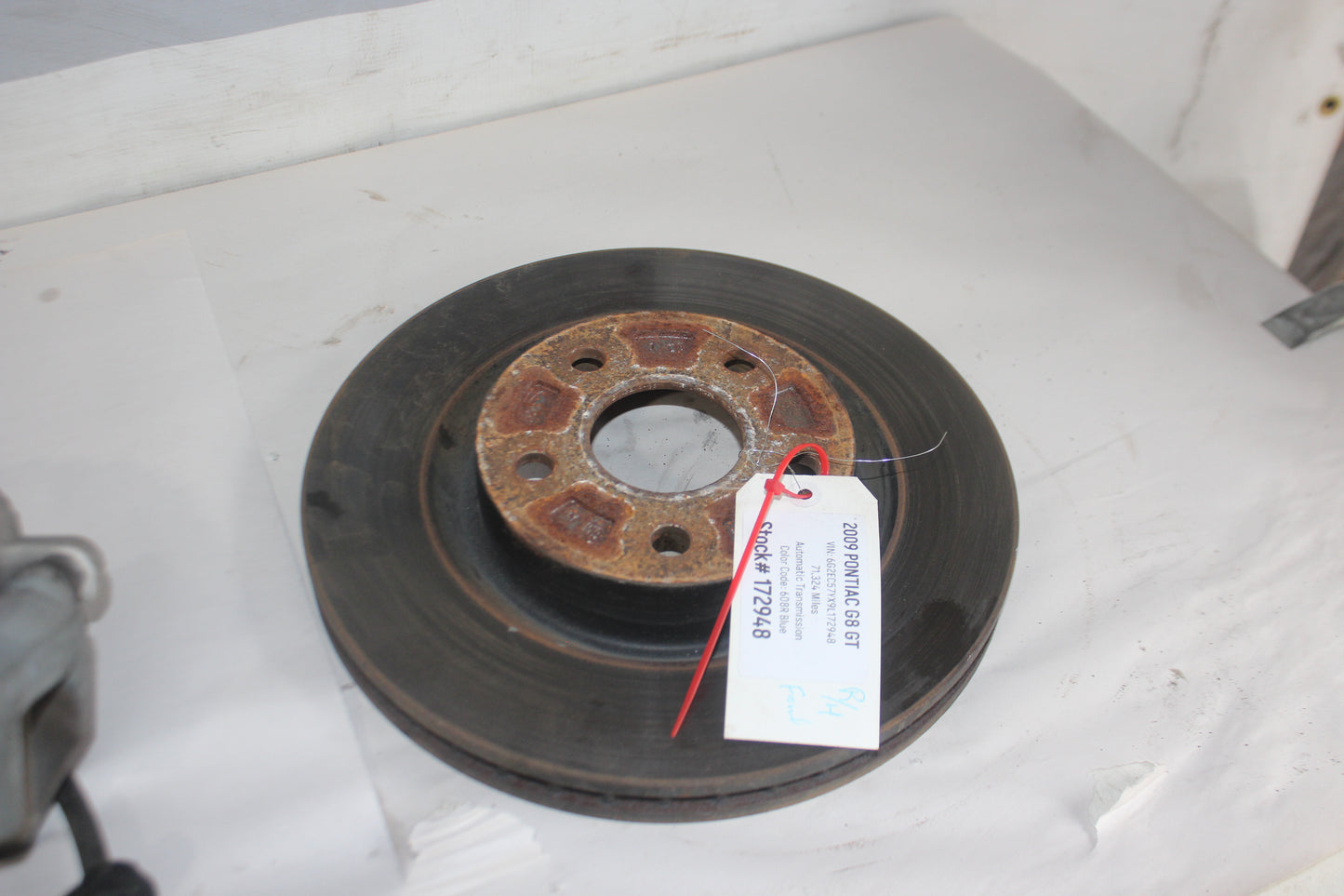 2009 Pontiac G8 GT Front Brake Calipers and Rotors OEM