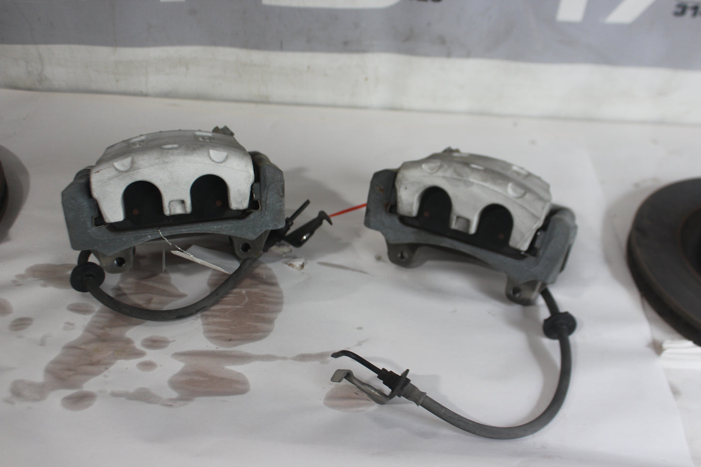 2009 Pontiac G8 GT Front Brake Calipers and Rotors OEM