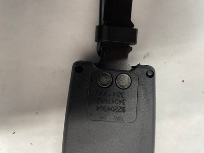 2009 Pontiac G8 GT Front RH Passenger Seat Buckle OEM - Day's Parts Yard