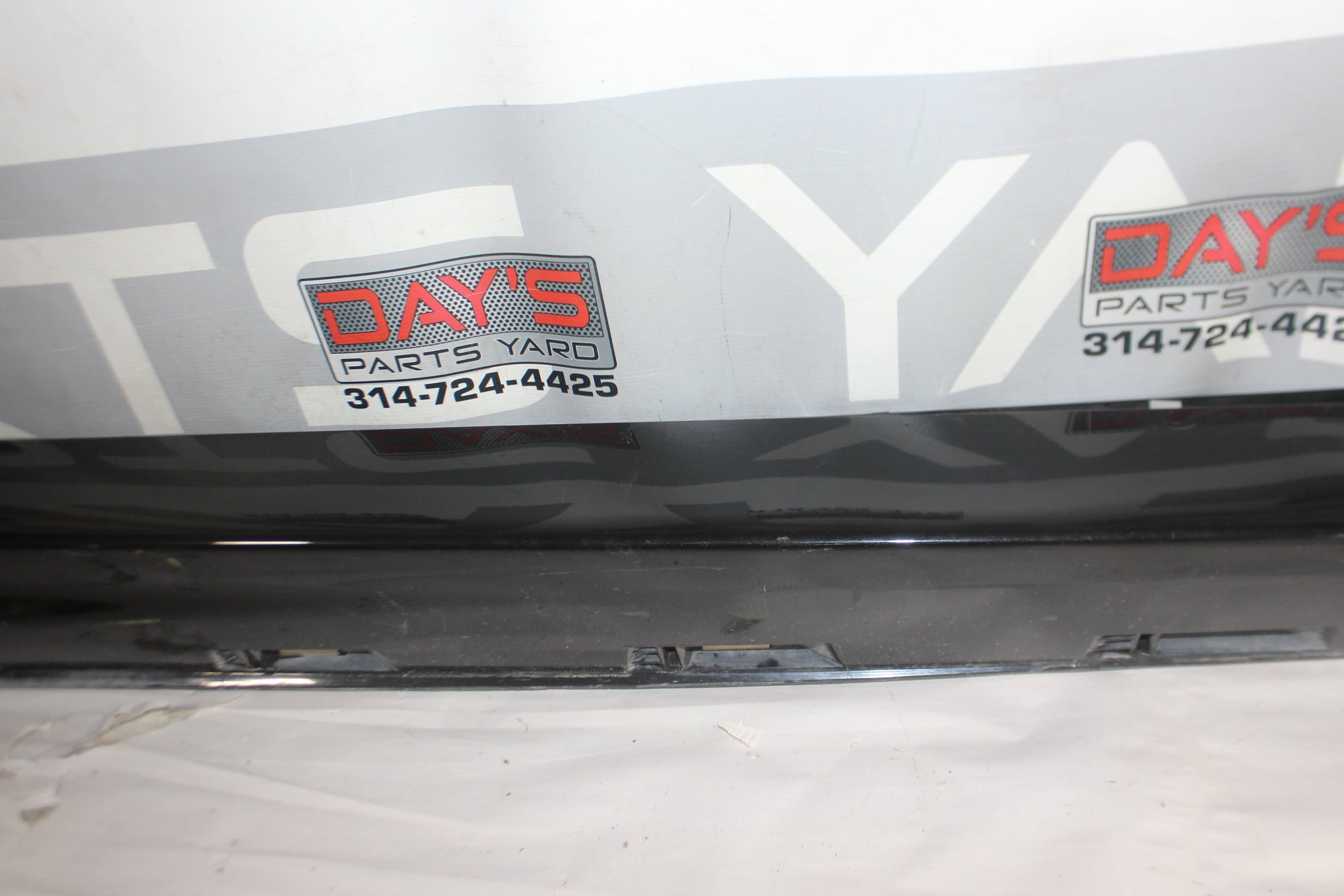 2015 Chevy SS Sedan RH Passenger Rocker Trim Molding OEM - Day's Parts Yard