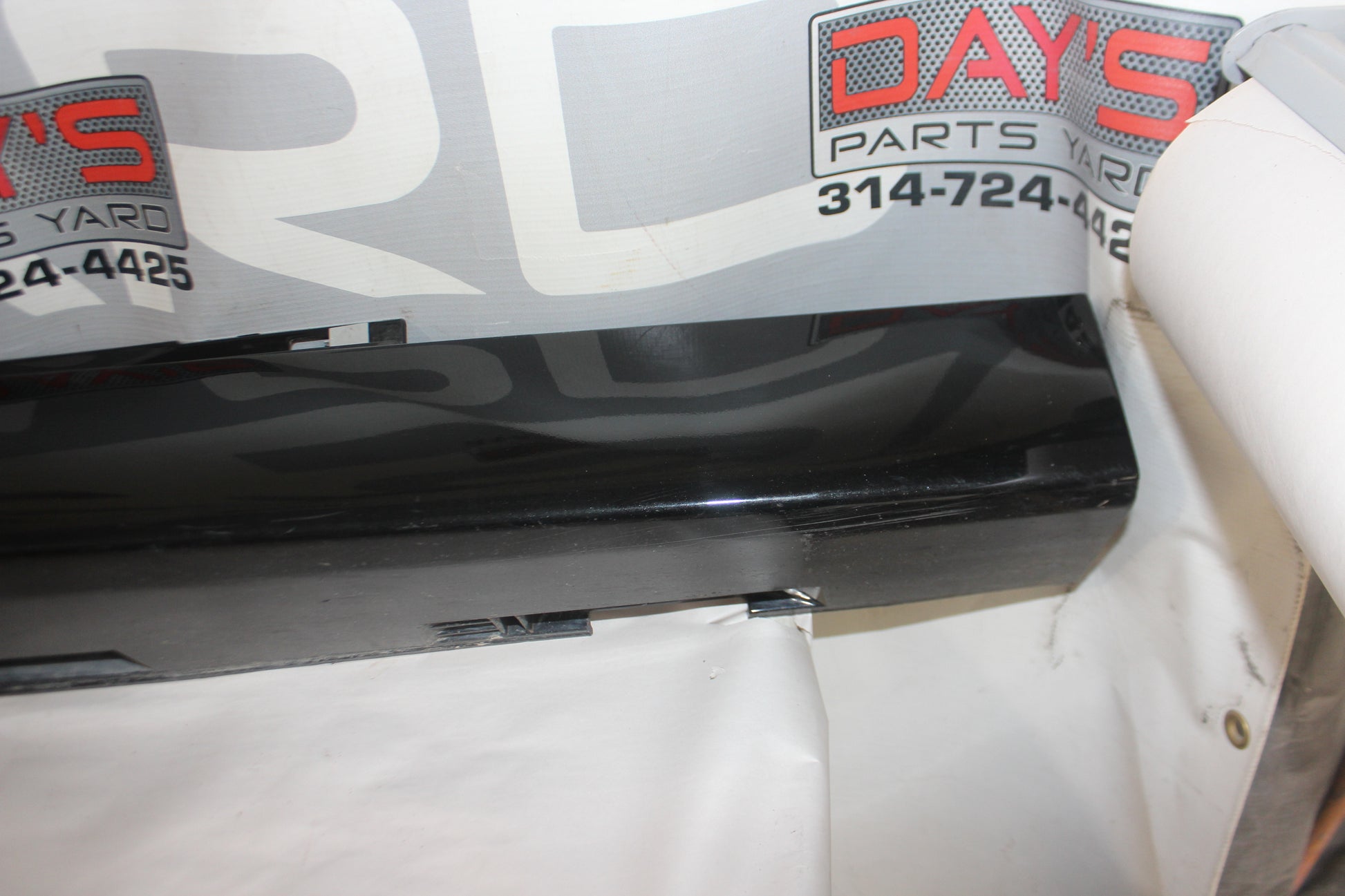 2015 Chevy SS Sedan RH Passenger Rocker Trim Molding OEM - Day's Parts Yard