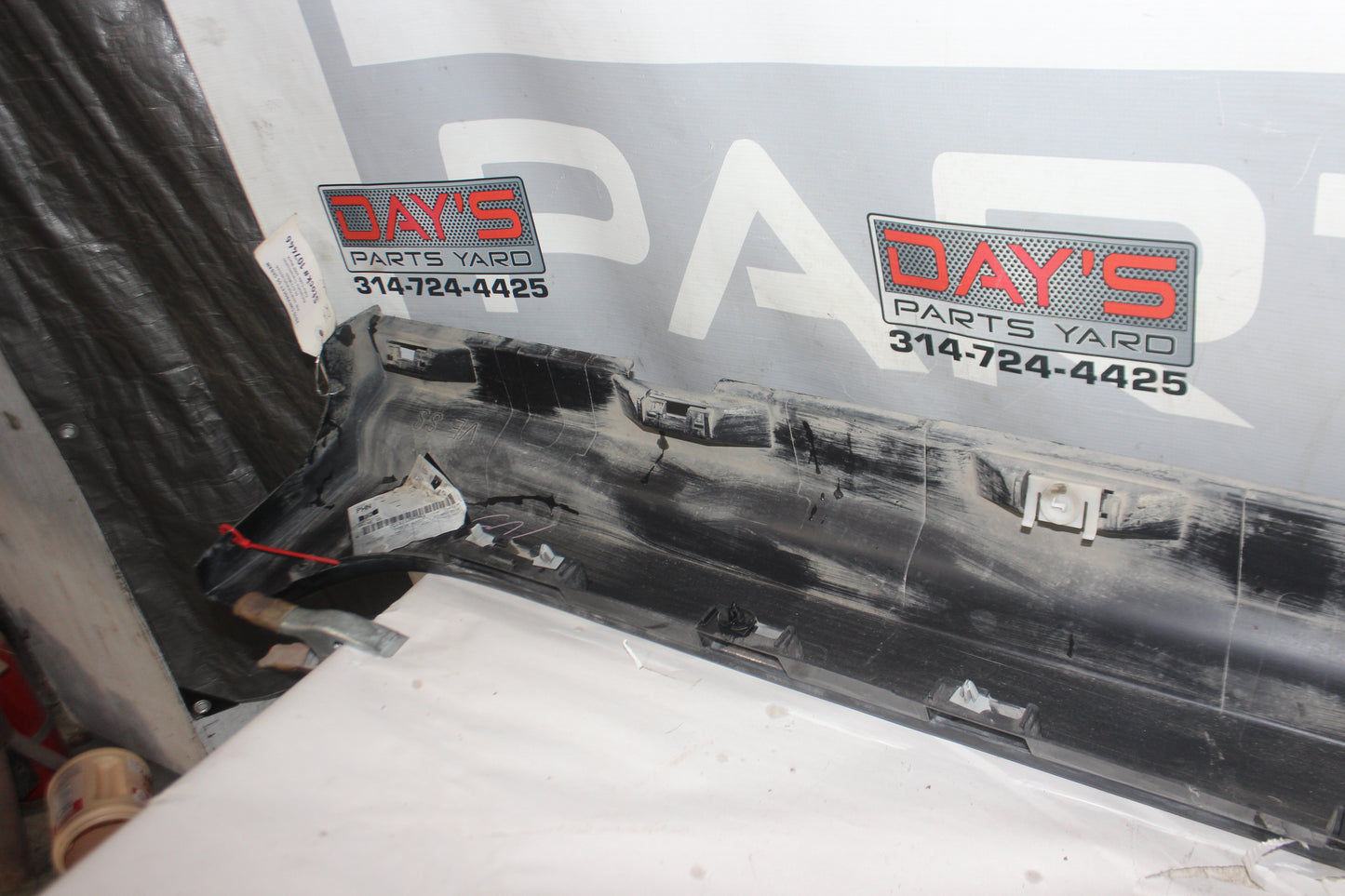2015 Chevy SS Sedan RH Passenger Rocker Trim Molding OEM - Day's Parts Yard