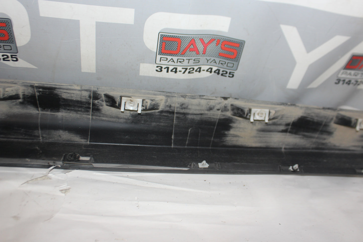 2015 Chevy SS Sedan RH Passenger Rocker Trim Molding OEM - Day's Parts Yard