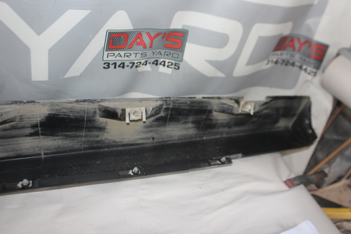 2015 Chevy SS Sedan RH Passenger Rocker Trim Molding OEM - Day's Parts Yard