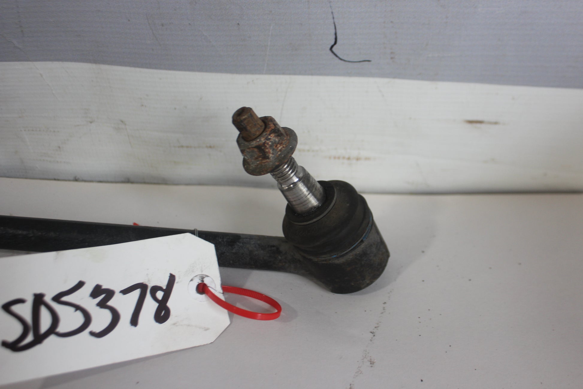 2009 Pontiac G8 GT Front RH Passenger Lower Control Arm OEM - Day's Parts Yard