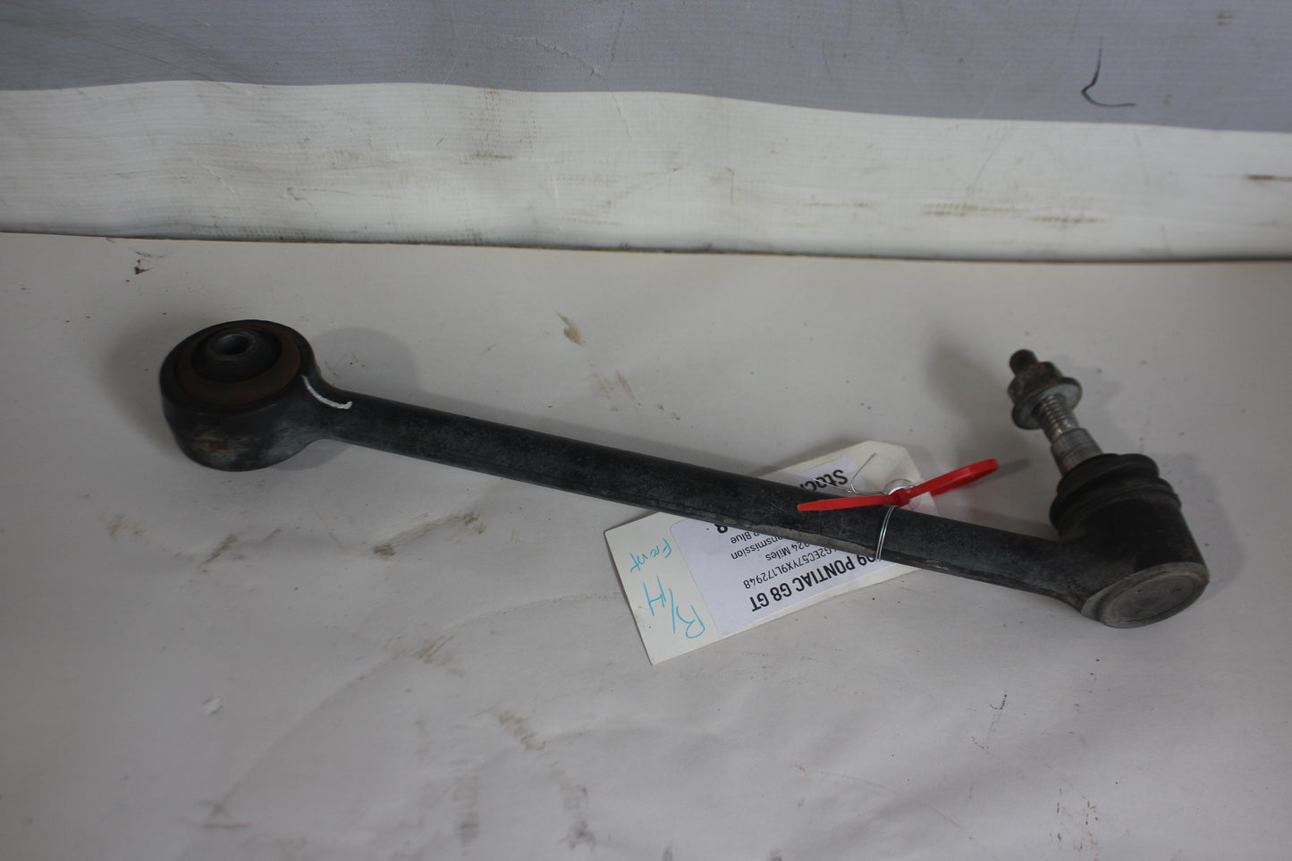 2009 Pontiac G8 GT Front RH Passenger Lower Control Arm OEM - Day's Parts Yard