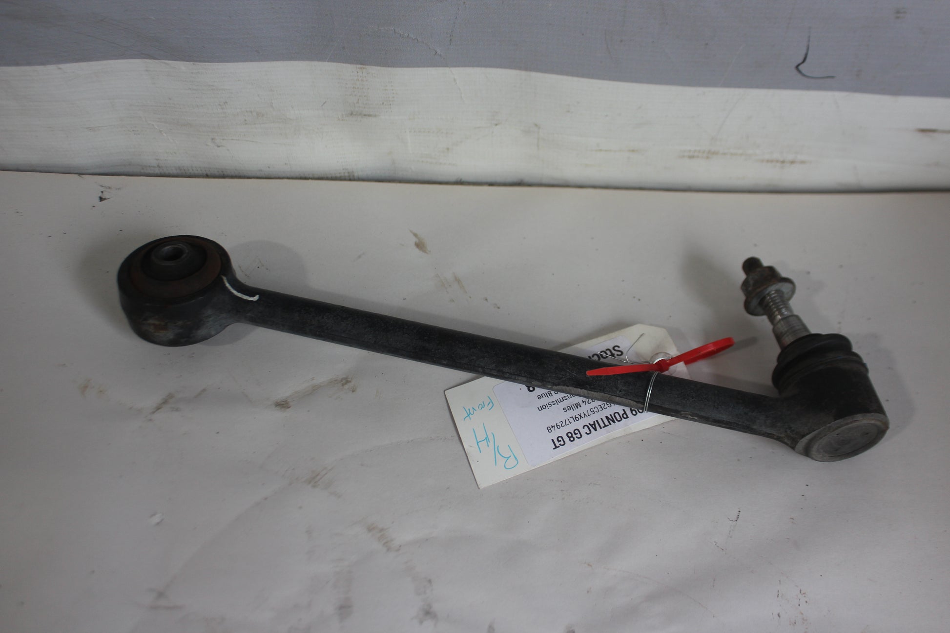 2009 Pontiac G8 GT Front RH Passenger Lower Control Arm OEM - Day's Parts Yard