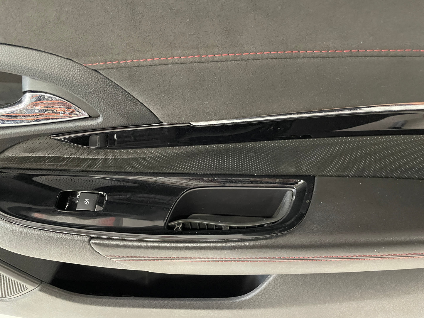2015 Chevy SS Sedan Front RH Passenger Door Panel OEM - Day's Parts Yard