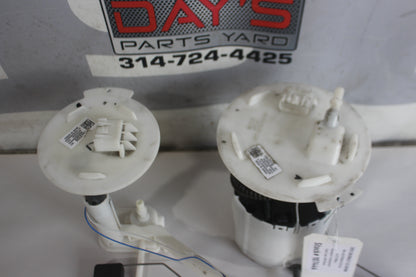 2015 Chevy SS Sedan Fuel Pump & Lever Seder OEM - Day's Parts Yard