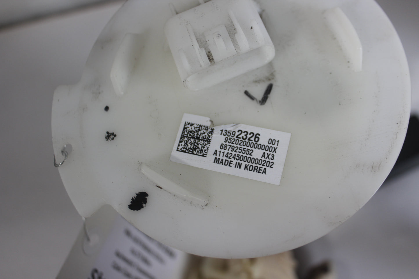 2015 Chevy SS Sedan Fuel Pump & Lever Seder OEM - Day's Parts Yard