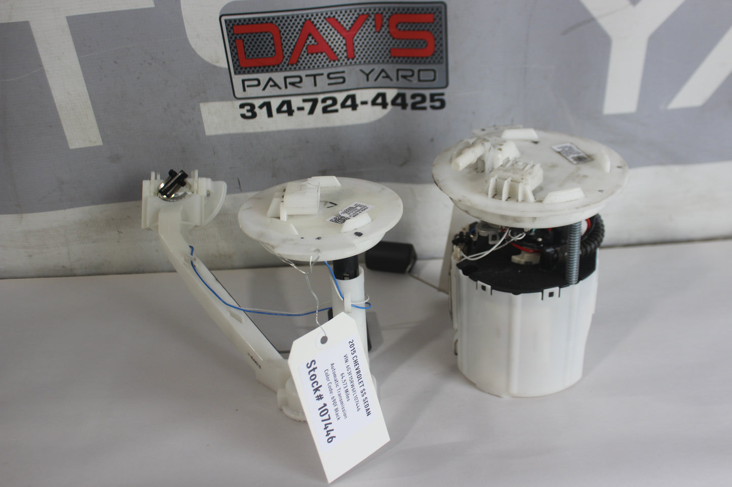 2015 Chevy SS Sedan Fuel Pump & Lever Seder OEM - Day's Parts Yard