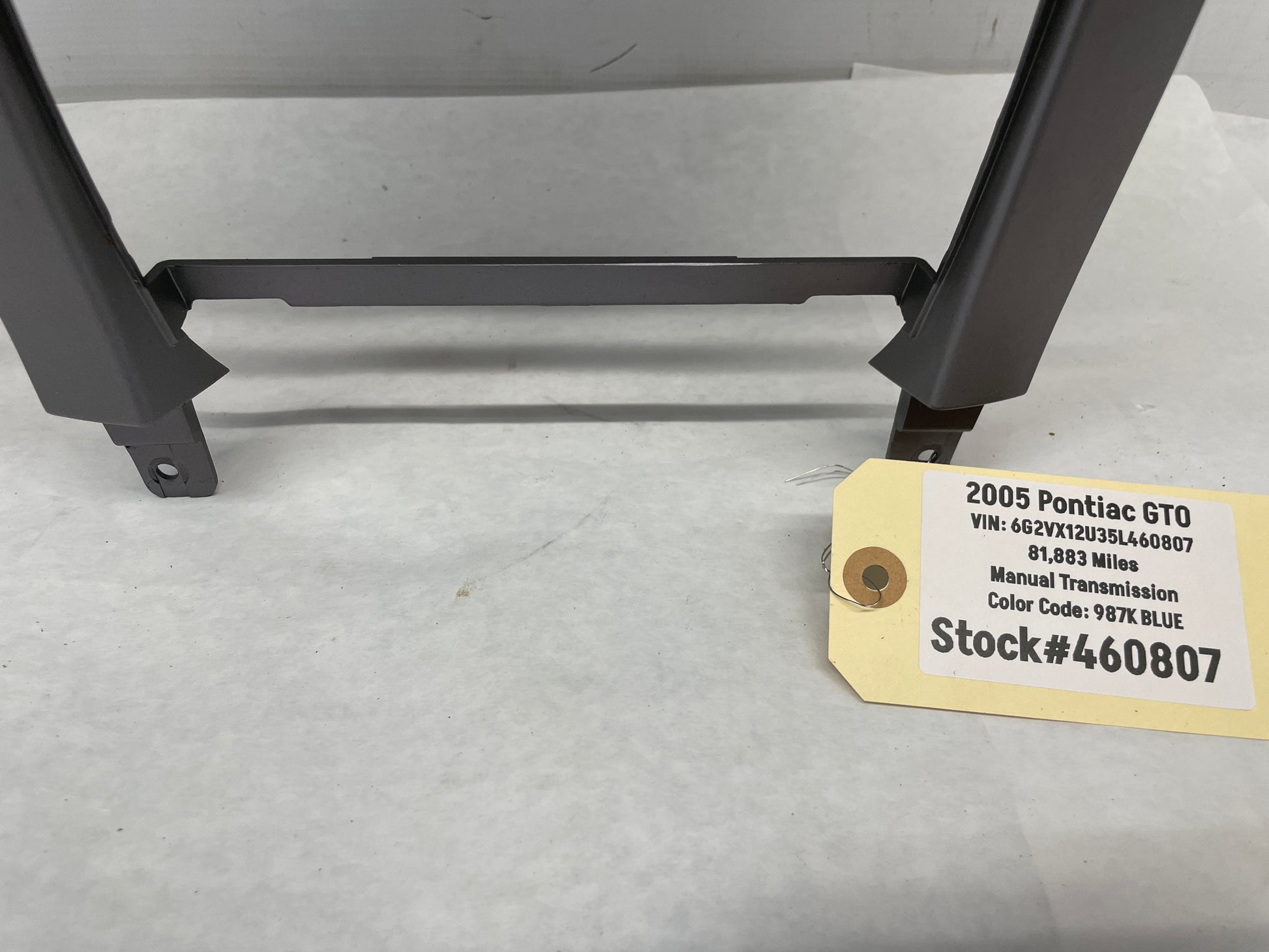 2005 Pontiac GTO Center Dash Radio HVAC Bezel Plate Panel Trim OEM - Day's Parts Yard