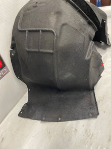 2015 Chevy SS Sedan RH Passenger Front Fender Wheel Well House Liner OEM Damaged