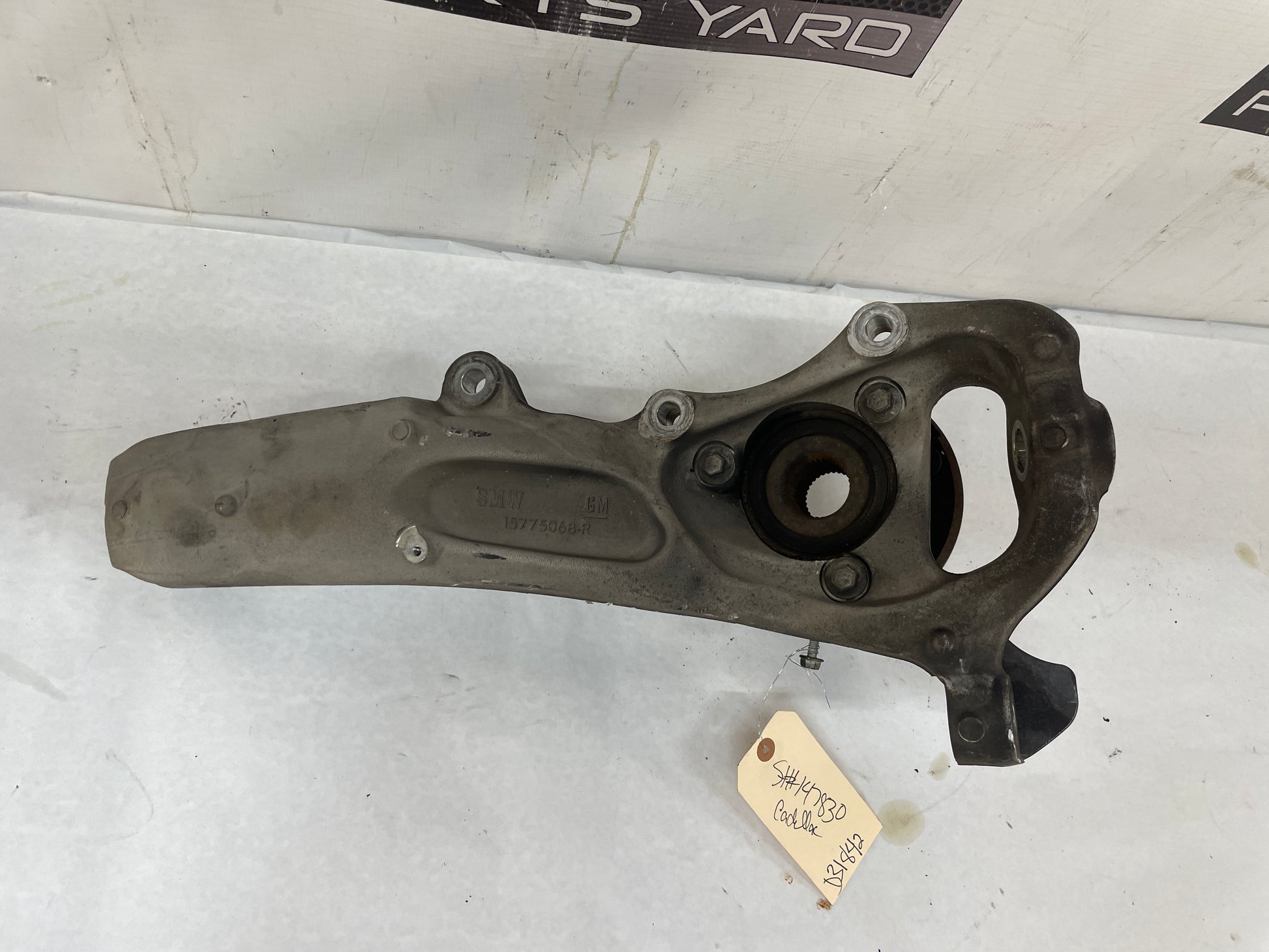 2009 Cadillac CTS-V Sedan RH Passenger Front Suspension Spindle Knuckle Hub Assembly - Day's Parts Yard